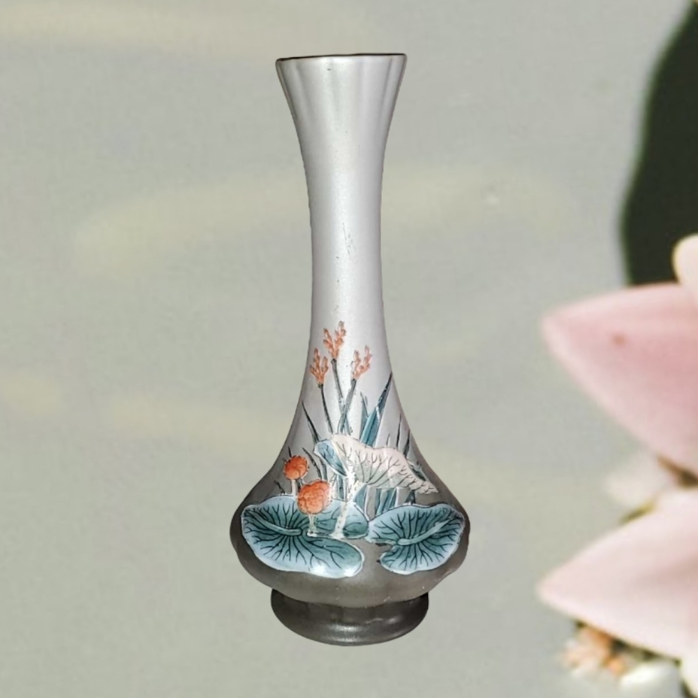 TOYO Vintage Hand Painted Oriental Ceramic Flower Bud Vase Gray Pink Green